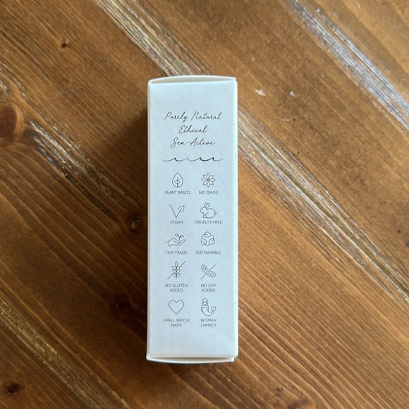 Earth Harbor Helios Anti-pollution youth ampoule red algae and plant stem cells - Picture 2 of 5